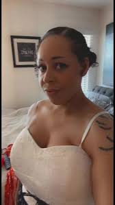 Artina Minor (@artinaminor)