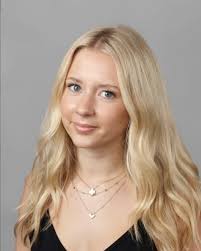 Open to Everyone, Achievable by Few: The Inside of the English Honors  Option