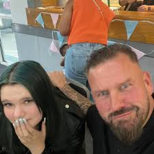 I'm looking for some one who can wire up electrics in my van from my solar  panels to my battery Manchester area