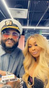 Imitation IS the sincerest form of flattery. What's next? A fitness  campaign and a mic drop??? 😏 #donaldtrump #melaniatrump @barackobama  @michelleobama...