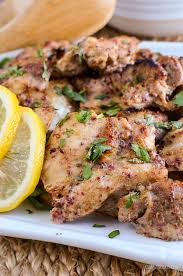 Made with chicken breast (or thighs, or even leftover chicken!) and diced veggies of your choice, it's an impressive meal that takes just minutes to make once all the ingredients are prepped. Syn Free Lebanese Chicken With Roasted Peppers And Rice Slimming Eats Weight Watchers And Slimming World Recipes