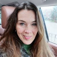 Alyssa Livermore's Instagram, Twitter & Facebook