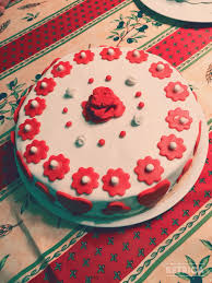 Eine Tirte Furmeine Mana Backen