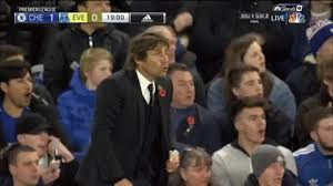 Das präsidium von eintracht frankfurt hat beschlossen, die mitgliederversammlung erneut zu verschieben, um eine präsenzveranstaltung zu ermöglichen. Scores Arjen Gif Find On Gifer