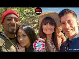 It's all a matter of timing and the media knows it best. Bayern Munich Players Wives And Girlfriends 2020 Bayern Munich Wags Rich Forever Youtube Players Wives Wife And Girlfriend Bayern Munich
