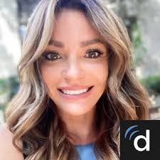 Michelle Mcelroy's Instagram, Twitter & Facebook