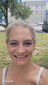 Selene Miller Esswein (@boozybytes) • Instagram photos and videos