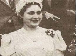 Gilbert galindo's classical music is heard in concert halls across the country and abroad, and he can be seen spinning in the clubs of nyc. Writing The Patriarchy Away How Hermila Galindo Became A Fearless Mexican Icon Belatina