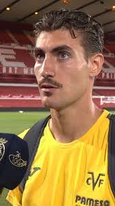 Roberto Warner's Instagram, Twitter & Facebook