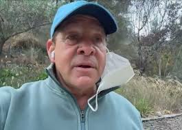 It's beginning to "sound" a lot like Christmas! You know it's Breaking and  Entering Christmas time when Bob Taylor and Aaron Dablow call and say Tommy  we have 3 Taylor GS Minis