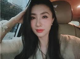 Mĩ nhân 'Cổng mặt trời' hiếm hoi lên tiếng thông tin ly hôn chồng Ấn Độ