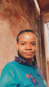 Today I saw a lady crying near the Shop because she lost her 5k😣, so I  gave her 1k from the 5k I picked