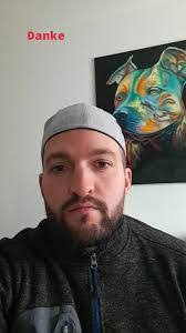 Pat Moir's Instagram, Twitter & Facebook