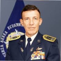 10+ perfiles de «Luis Urresta»