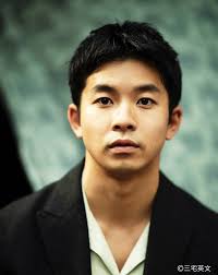 Trisha finalmente me deja tocar su coño con mi polla