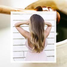 Du kannst einen coditioner deiner wahl nutzen, solange der duft des conditioners gut mit dem des. 8 Grossartige Beauty Hacks Mit Honig Fur Schone Haut Und Glanzendes Haar
