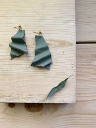 Rose Palms Polymer Clay Statement Earrings In 2020 Diy Clay Earrings Polymer Clay Jewelry Diy Clay Jewelry