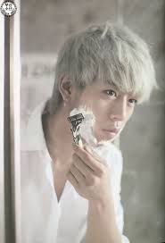 Daehyun Hahahaha What Is He Shaving There Is No Beard Or Stubble Bap Jung Daehyun Himchan