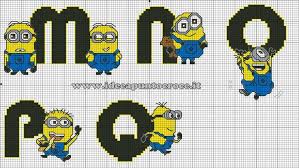 Epingle Par Bobbi Wilson Sur Alfabet Point De Croix Minions Croix