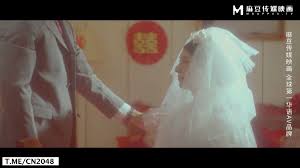 弟弟在朋友的教唆下到奶茶店强上表姐按耐不住弟弟最后没忍住还是当着众人的面成功操了自己的黑丝表姐(