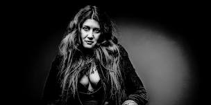 Bentley's Saloon Presents Jasmine Cain - Bike Week!