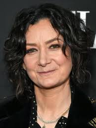 Sara Gilbert