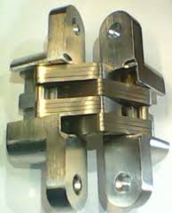 Pintu kayu terdiri dari bebrapa bagian yaitu kusen kayu, daun pintu kayu, hardware pintu single swing ini biasanya membutuhkan 3 engsel dan satu paket kunci tanam + handle pintu. Engsel Pintu Lipat Geser Paling Trend