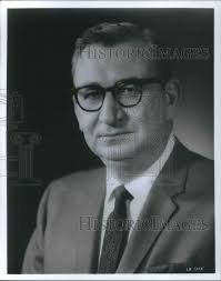 1970 Press Photo Stanley E. Cox General Manager Americana of New York