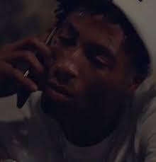 Dónde estás?, estoy un poco triste, te necesito aquí conmigo.