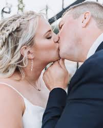 Carissa Bell- Freelance Makeup Artist