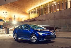 On sait combien toyota reste attaché à ses technologies hybride et électrique à pile hydrogène. Voitures Hybrides Decouvrez Celles Qui Consomment Le Moins En 2021