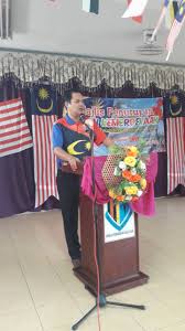 Kini tibalah masanya untuk majlis penyampaian hadiah. Blog Rasmi Sk Kuala Pilah Majlis Penutupan Bulan Kemerdekaan Skkp 2018