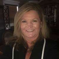 Lori Fraser's Instagram, Twitter & Facebook