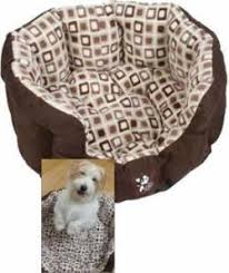Multipet Yap Dog Bed Retro Square Measures 30 Inches For Medium Size Dogs Pet Supplies Dog Bed Multi Pet Dog Bed Retro