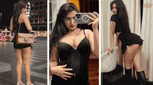 Sassy Poonam Viral Video: एक बार फिर वायरल हुआ Sassy Poonam का हॉट वीडियो,  Watch Video!