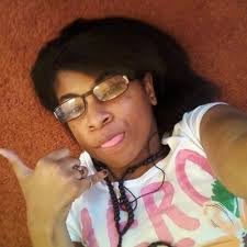 Ashley Munnings's Instagram, Twitter & Facebook