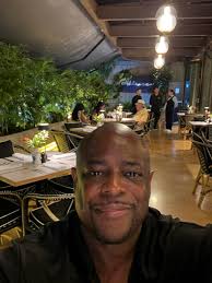 Introduction and photo from medellin