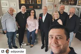 Bu yıl 14'üncüsünü düzenlediğimiz Yılın En İyileri Ödül Töreni'mizde  Çanakkale'de Yılın En Başarılı İş İnsanı Kadın Ödülünü alan Sn Serap Özcan  Çelik ve Antalya'da Yılın En Başarılı Emlak Firması Ödülünü kazanan Red