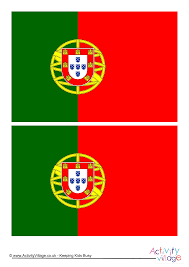 Portugal Flag Download This Free Printable Portugal Template A4 Flag A5 Flag 8 And 21 Flags On One A4page Easy Portugal Flag Flag Printable Flag Template