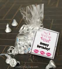 Personalised wooden freestanding heart for sweet 16th birthday gift with message. Sweet 16 Birthday Gift Tags