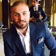 Amazon.in: Ali Issa: books, biography, latest update