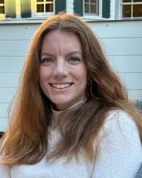 Sarah Hildreth's Instagram, Twitter & Facebook