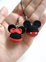 Mickey Mouse Key Chains Disney Minnie Mouse Keyring Crochet Etsy Idees De Crochet Modeles De Crochet Tricot Et Crochet