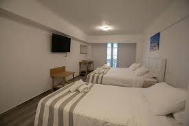 Non siamo quelli della camera da letto tradizionale. Acrogiali Beach Hotel Mykonos Hotel On Mykonos Island Greece Mykonos Accommodation By The Sea Acrogiali Beach Hotel
