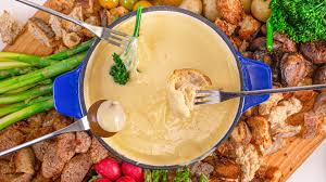 Here's what you need to know about making and enjoying fondue. Cheese Fondue Recipe Rachael Ray Show