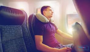 Selain itu, penyuntikan silikon juga. 11 Jenis Bantal Tidur Terbaik Dengan Kenyaman Yang Maksimal