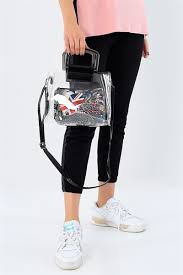 19 95 Tl Seffaf Kaplamali El Ve Omuz Cantasi 30293c Modamizbir 2020 Omuz Cantasi Canta Omuz