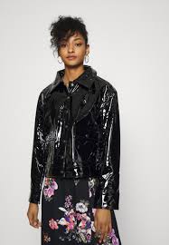 Find 38 ways to say rut, along with antonyms, related words, and example sentences at thesaurus.com, the world's most trusted free thesaurus. Gina Tricot Rut Trucker Jacket Leichte Jacke Black Schwarz Zalando De