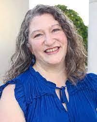 Clinton Knott's Instagram, Twitter & Facebook