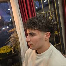 Thought I would start showing some of my favorites in the collection My  Cinema Club Vhs of The Stuff (1985) such a classic that I enjoy so much . I  recommend it